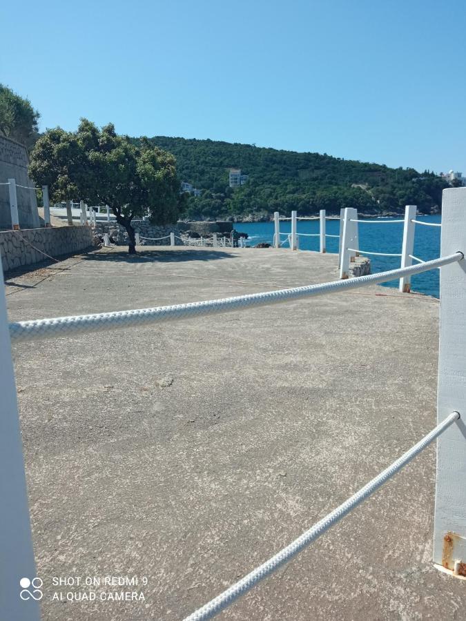 Apartmani Lux Sea Utjeha Zewnętrze zdjęcie