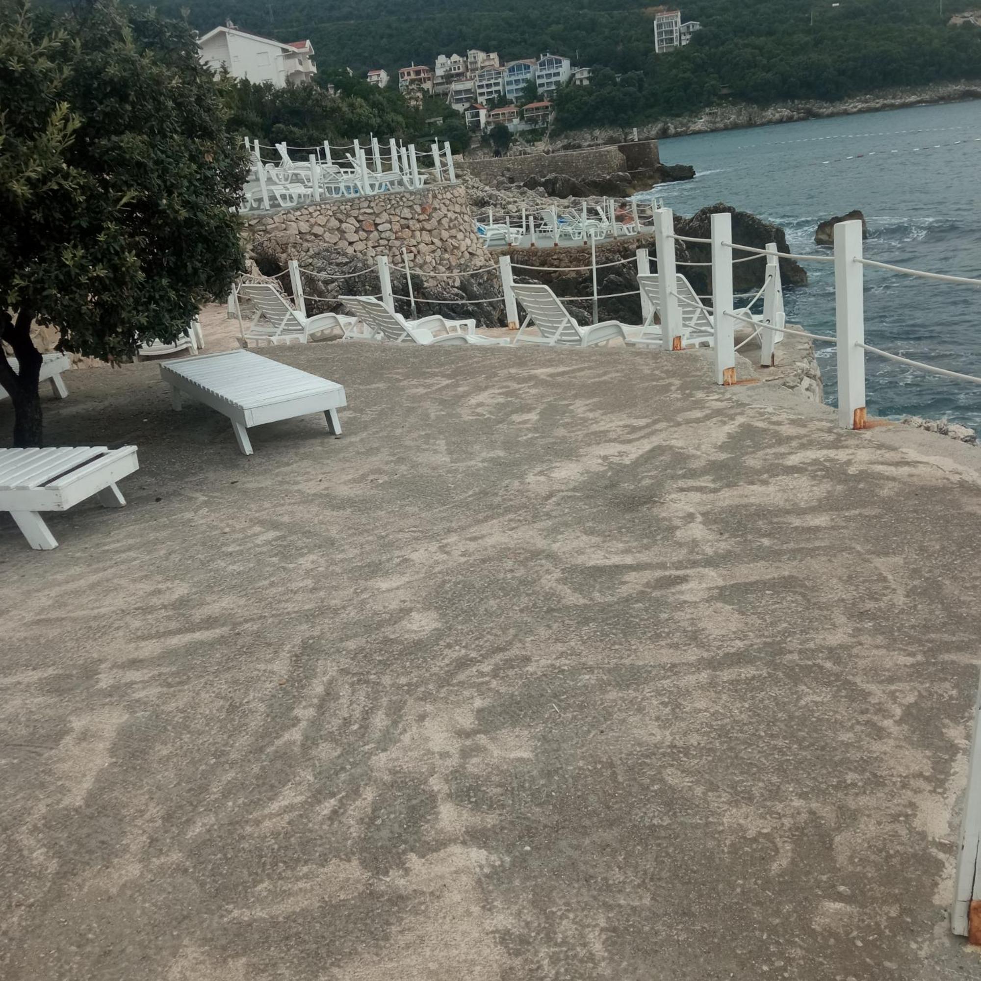 Apartmani Lux Sea Utjeha Zewnętrze zdjęcie