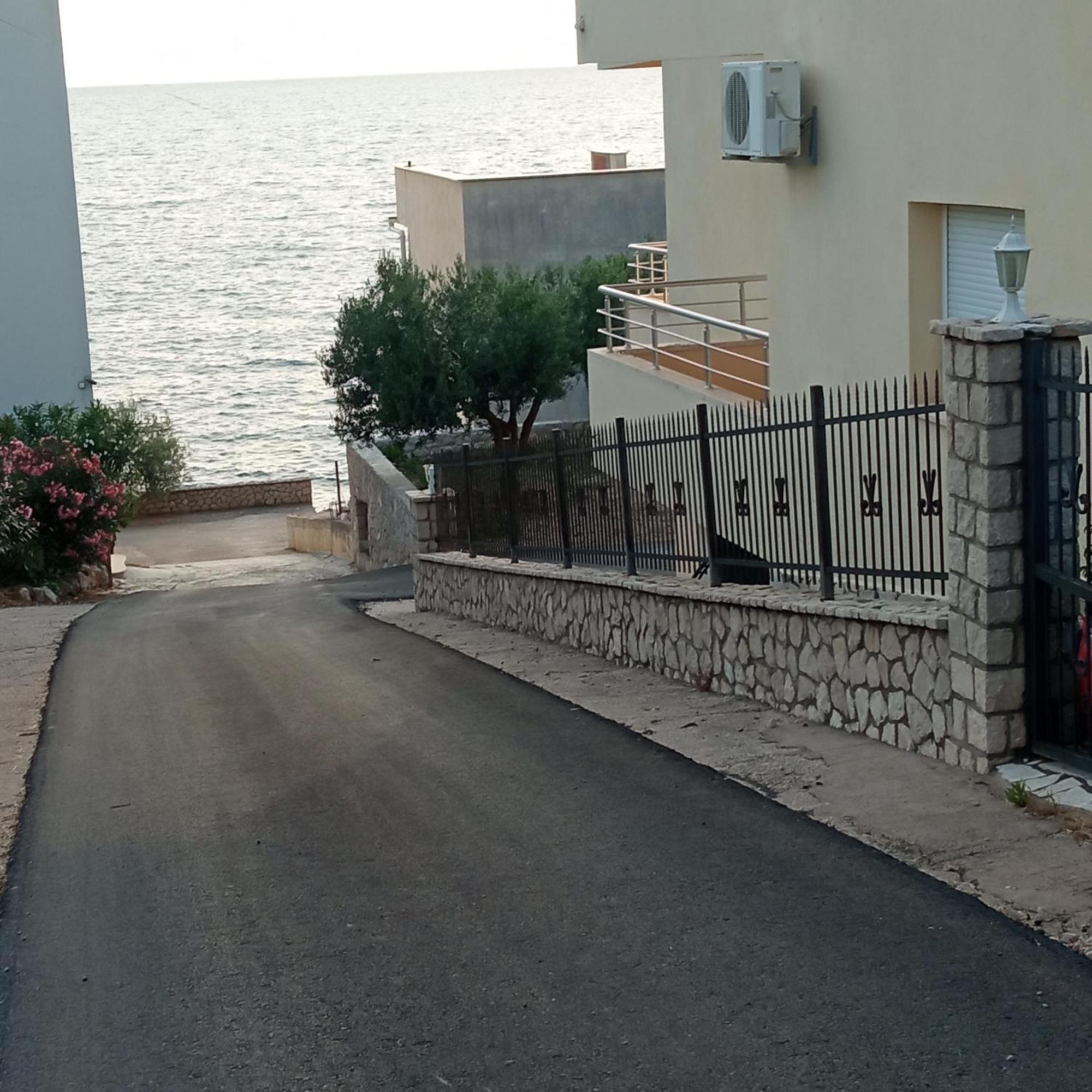 Apartmani Lux Sea Utjeha Zewnętrze zdjęcie