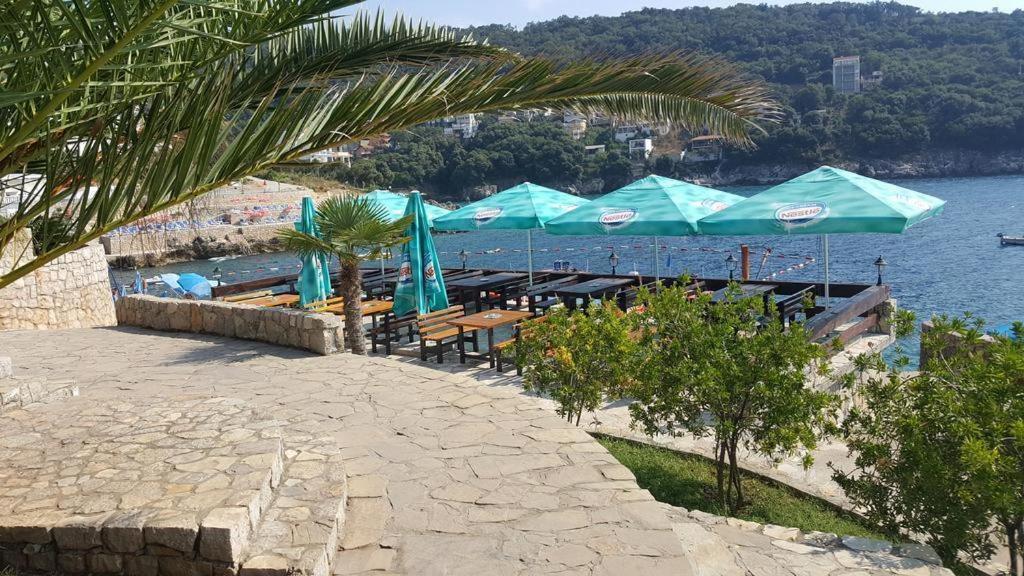 Apartmani Lux Sea Utjeha Zewnętrze zdjęcie